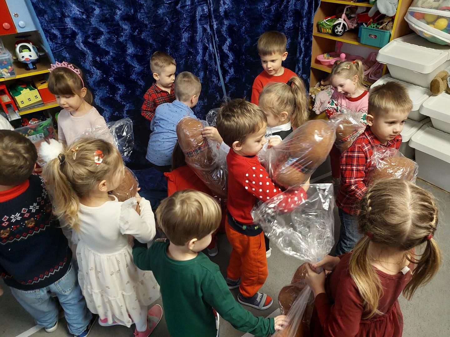 20251209_121159_1440x1080