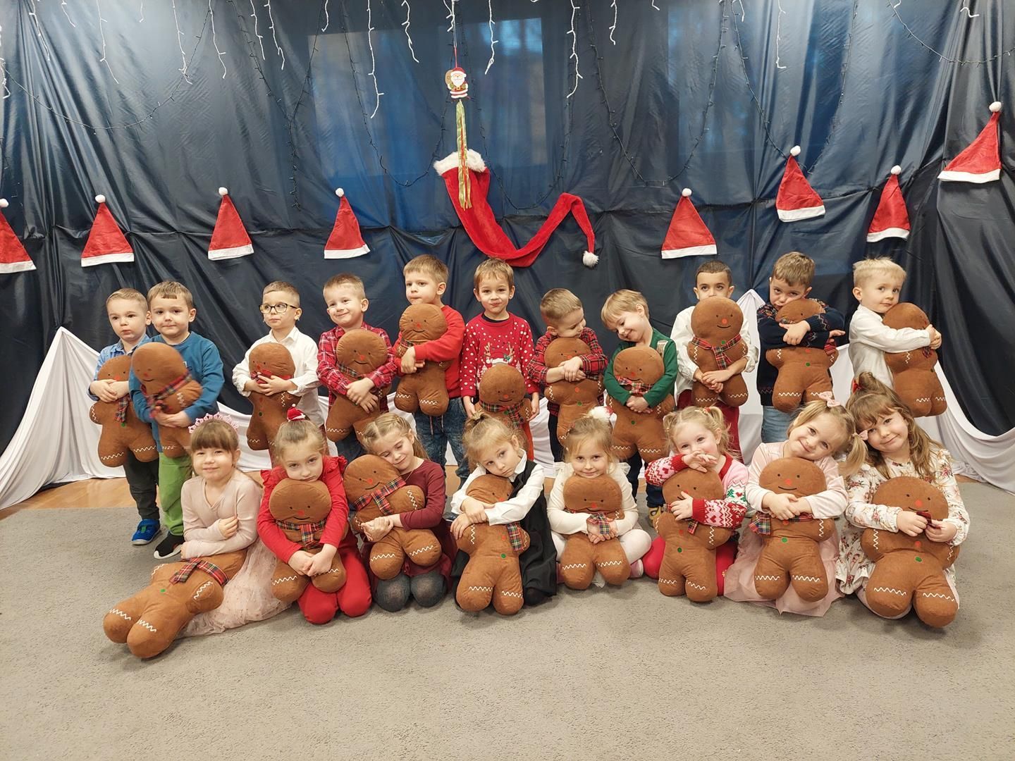 20251209_122537_1440x1080