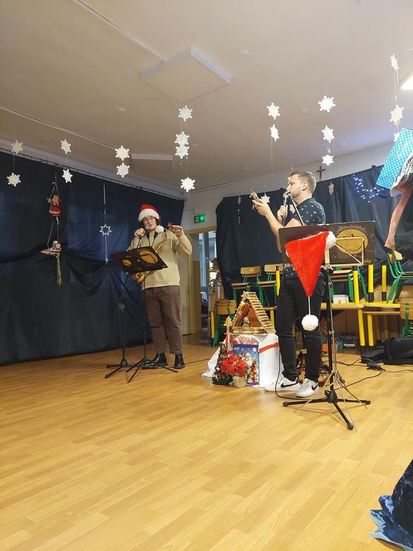 20251212_142358_1440x1080