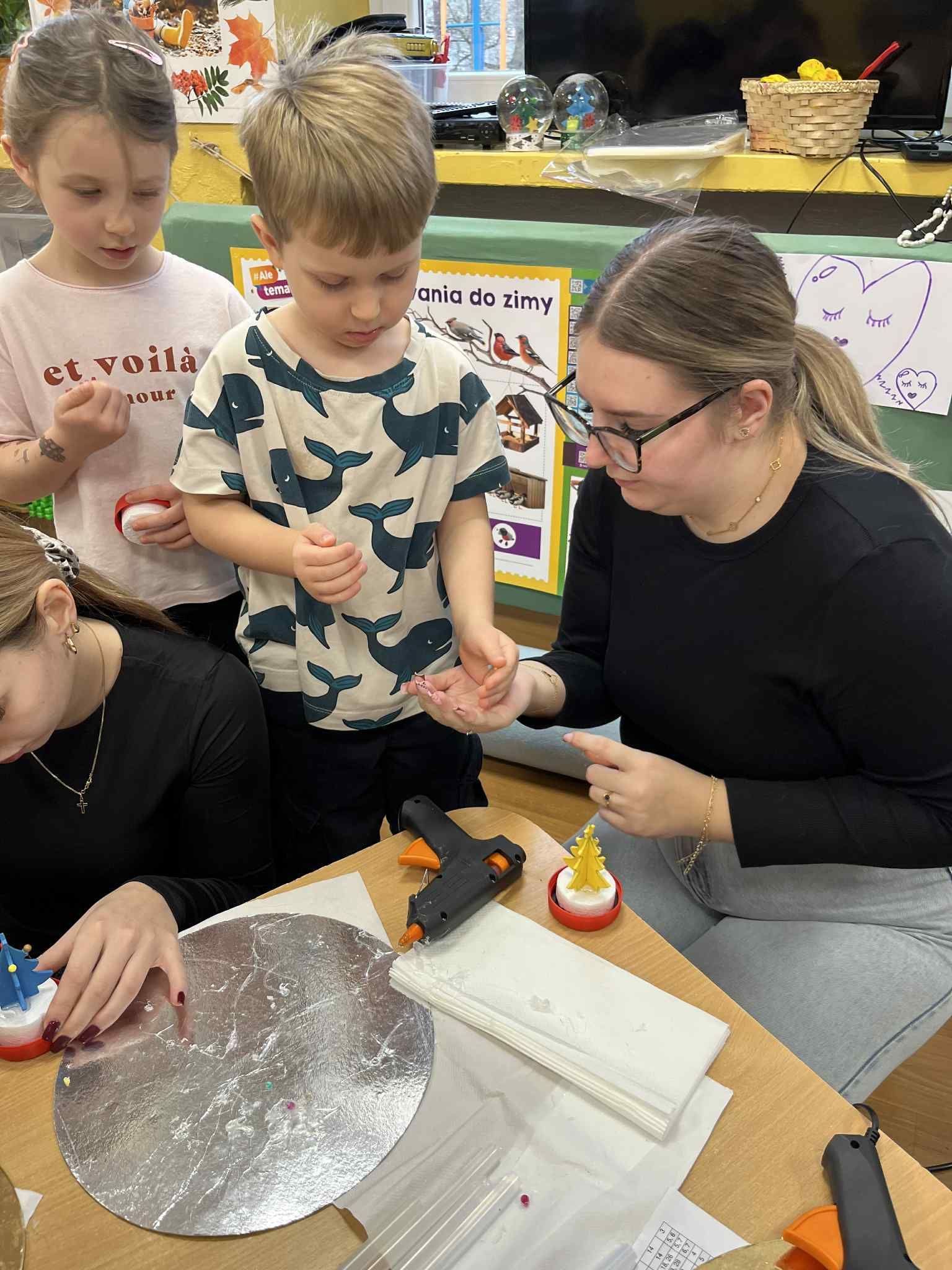 6d84a77f-3f7a-4096-8a59-9b4aa263b597