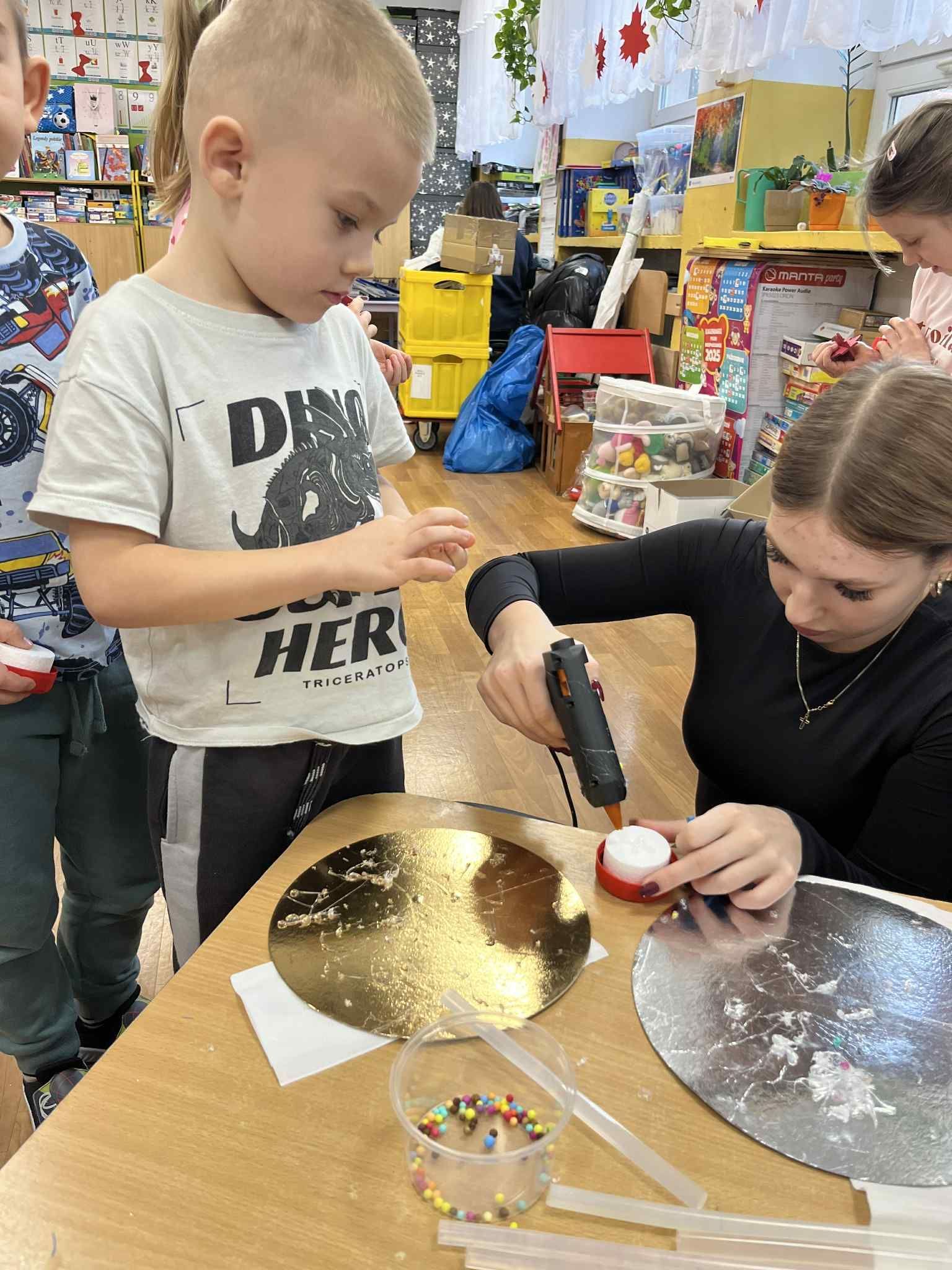 d3266db4-de75-4007-b907-7ec3d0fde828