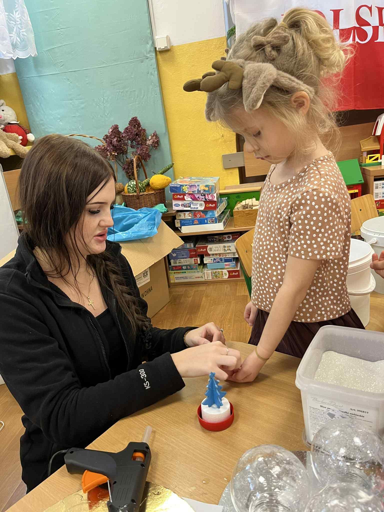 2b7c6407-8618-472f-833f-82ca517a4a00