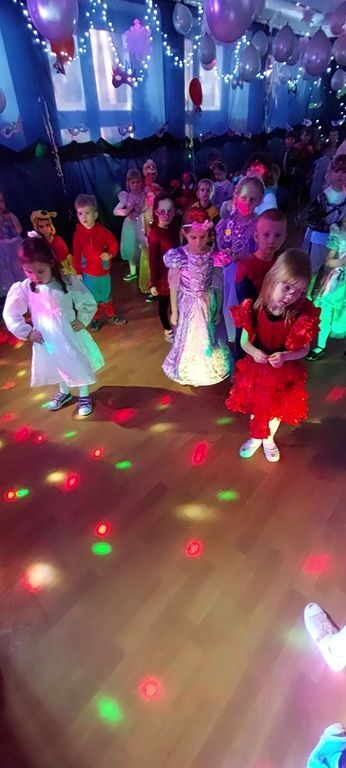 20260203_100755 - frame at 0m4s_346x768