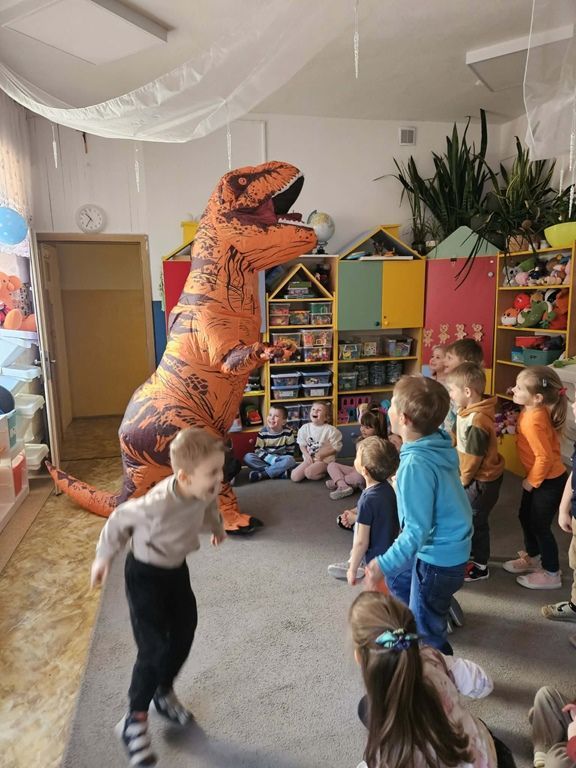 Messenger_creation_7DB62094-ECA3-4544-9416-4192C41A87EF_576x768