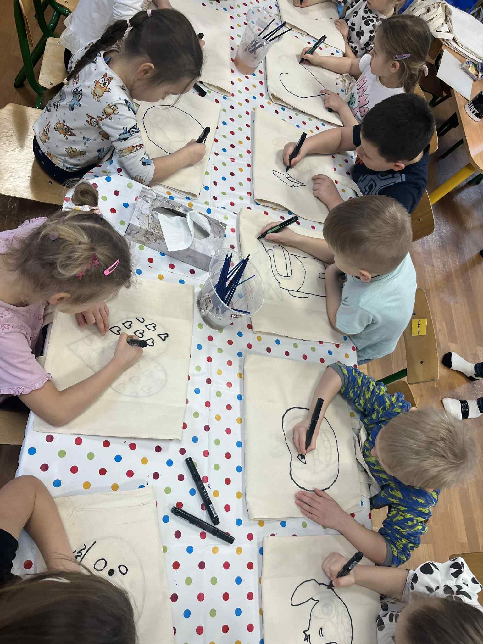 973ca4dd-d1a7-48d3-8d8a-efb8667813aa