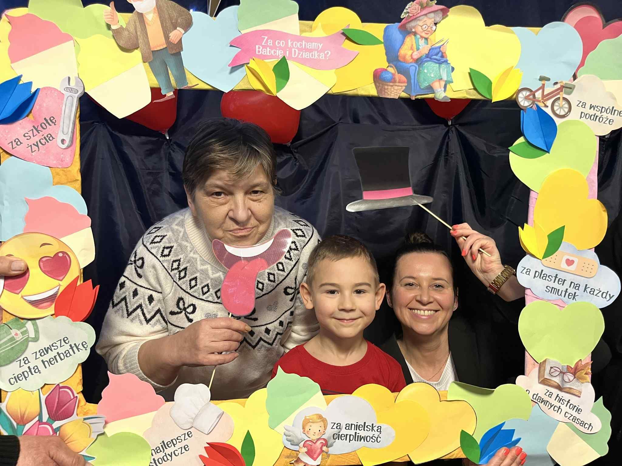 37228b97-aeb0-44eb-a749-a9b4dca10477