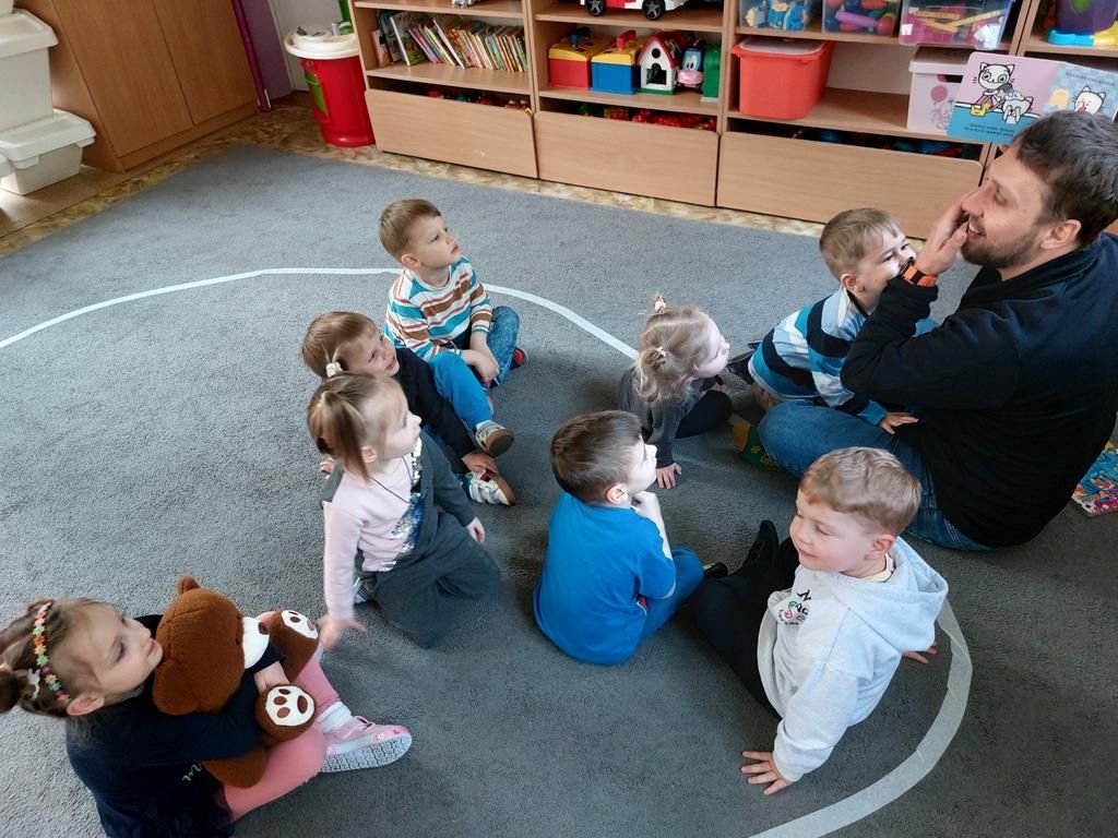 Tata Piotrka czyta (8)