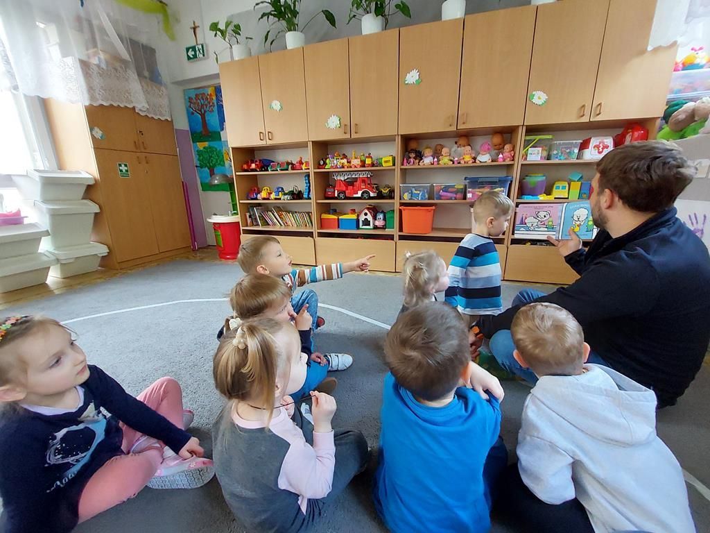 Tata Piotrka czyta (6)