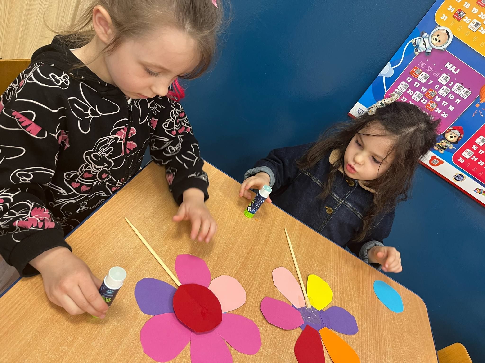 81724287-170e-43e0-bb99-529f410a1ad0