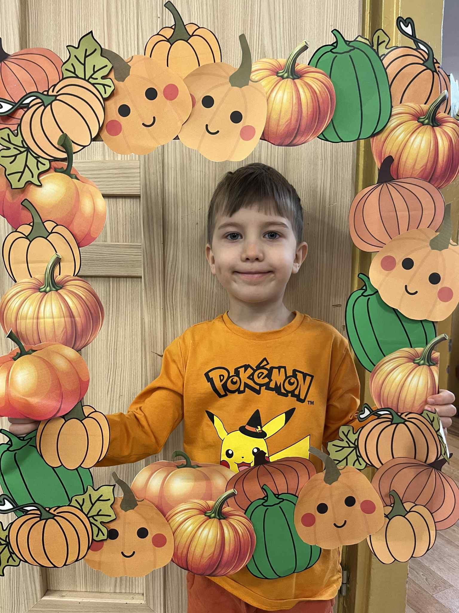 f706d6a7-77f5-42f8-a217-6740432878ac (1)