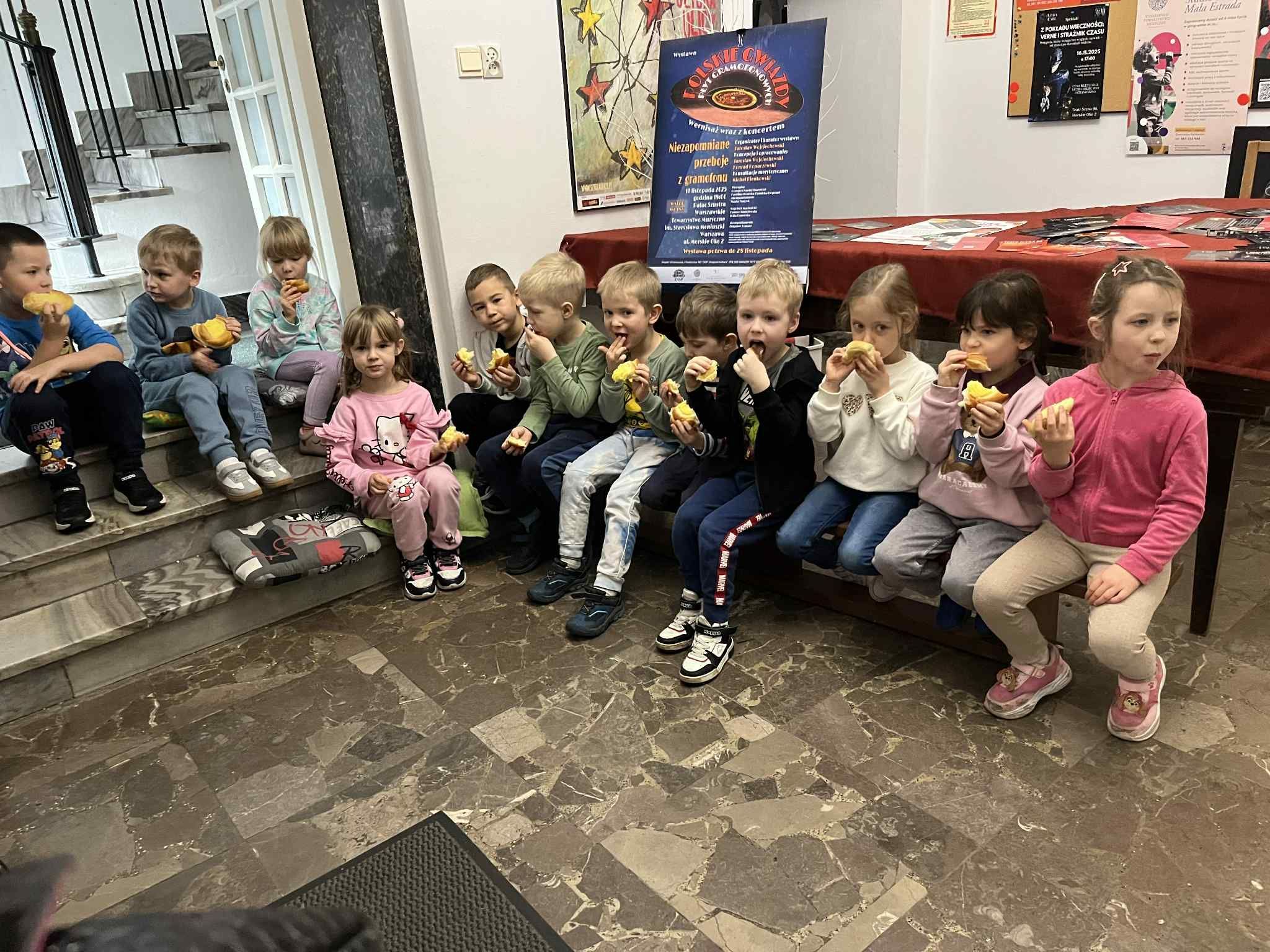 8dc75b19-af56-45fb-9bce-83e0009acb67